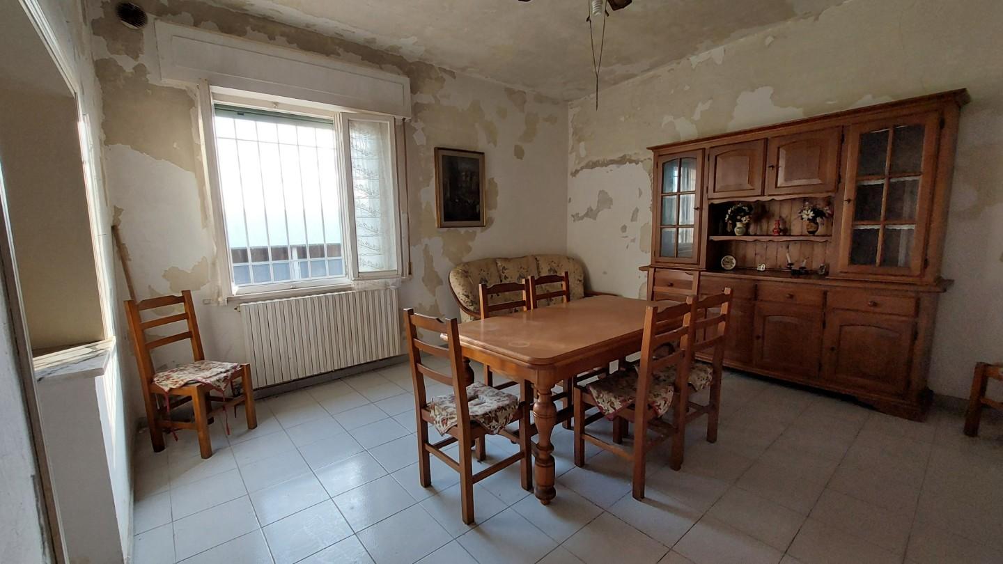 Immagine 7 di Porzione di casa in vendita  a Crespina Lorenzana