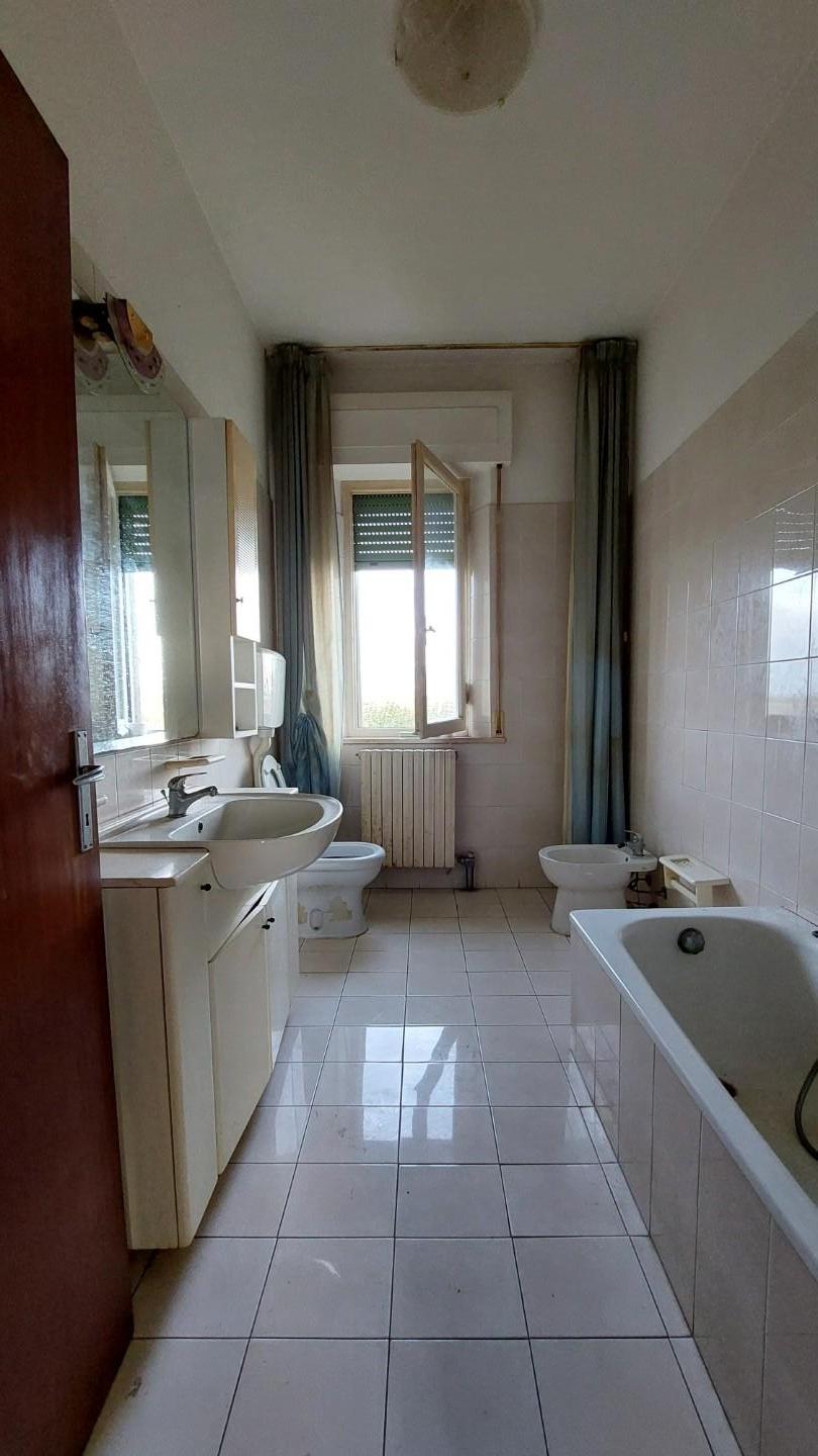 Immagine 21 di Porzione di casa in vendita  a Crespina Lorenzana