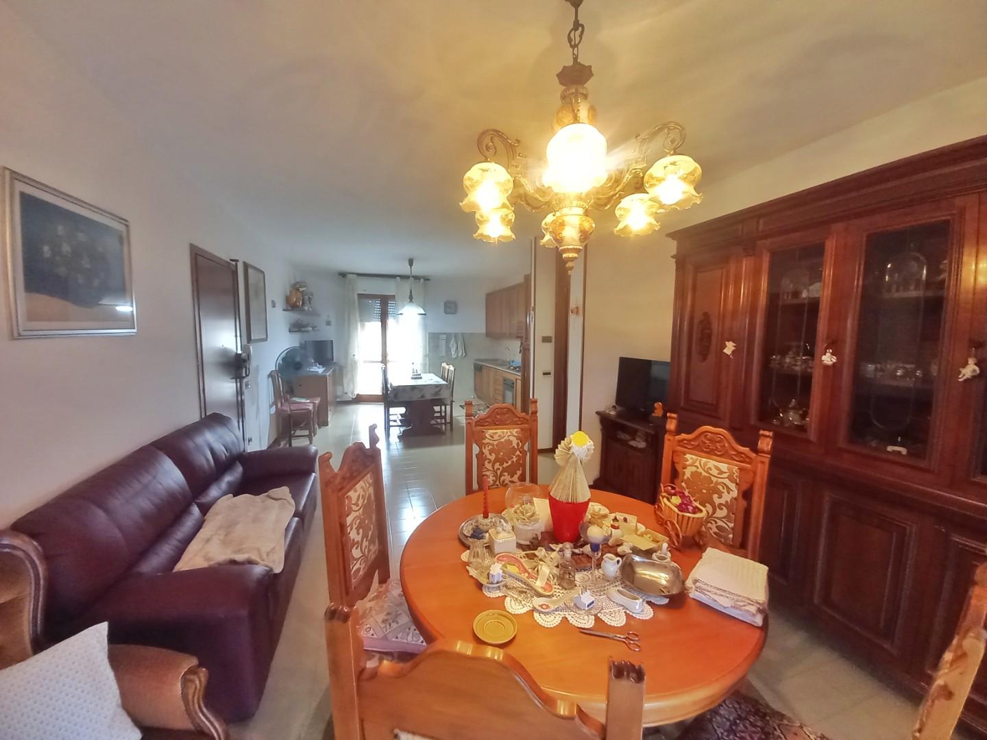 Immagine 11 di Appartamento in vendita  a Castelfiorentino