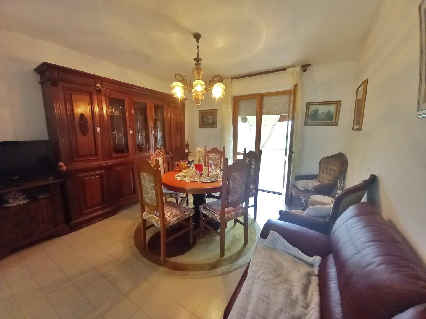 Immagine 9 di Appartamento in vendita  a Castelfiorentino