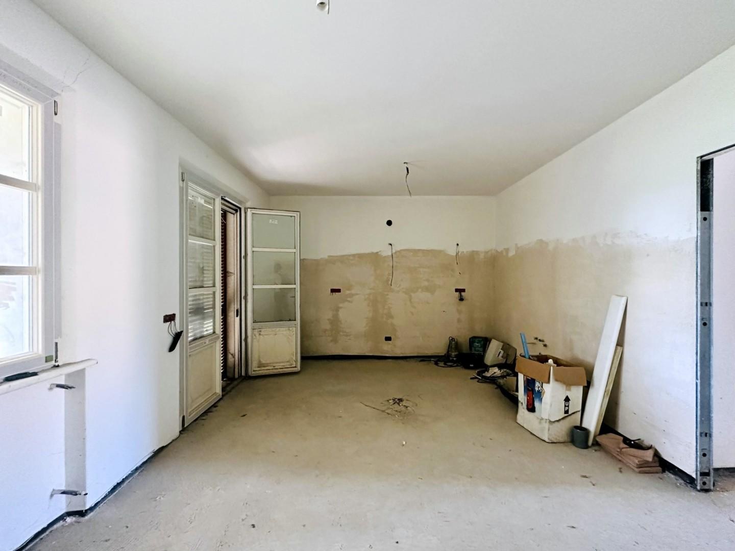 Immagine 2 di Villetta a schiera in vendita  a Seravezza