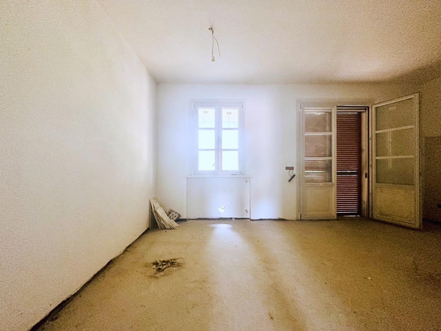 Immagine 5 di Villetta a schiera in vendita  a Seravezza