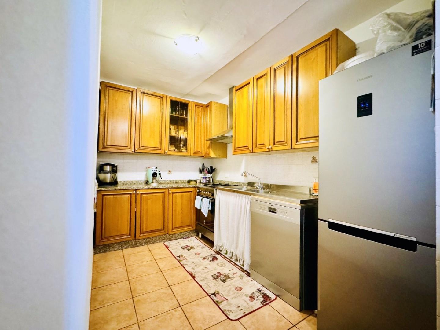 Immagine 9 di Casa semindipendente in vendita  a Pietrasanta