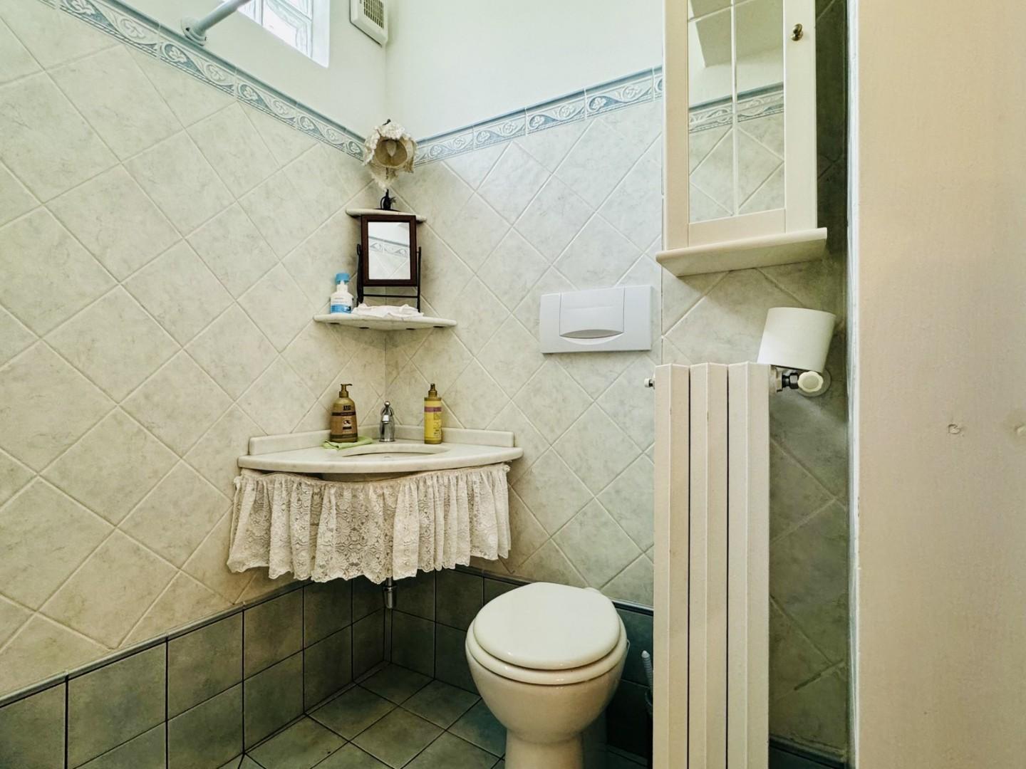 Immagine 5 di Casa semindipendente in vendita  a Pietrasanta