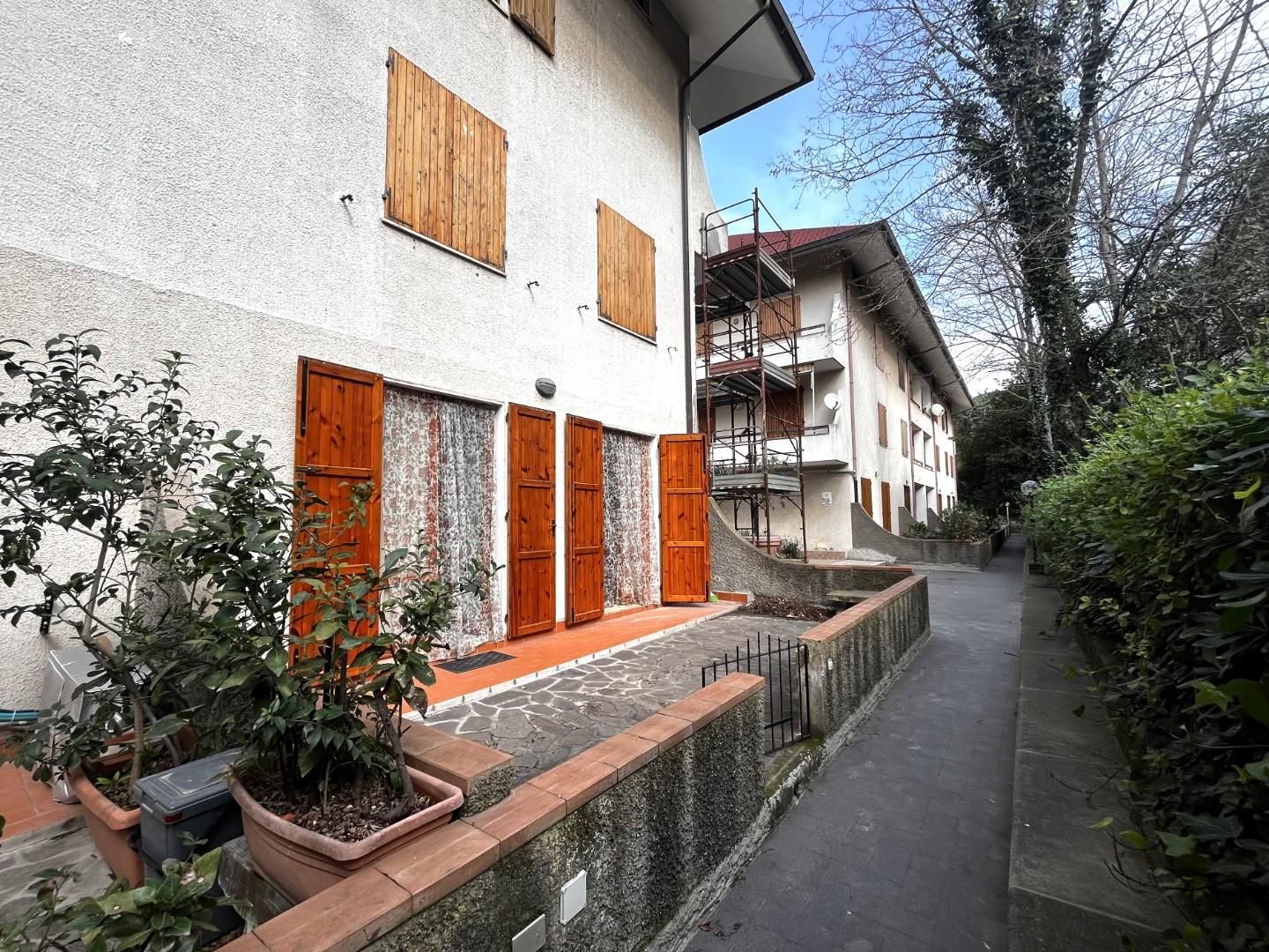 Immagine 17 di Appartamento in vendita  a Rosignano Marittimo