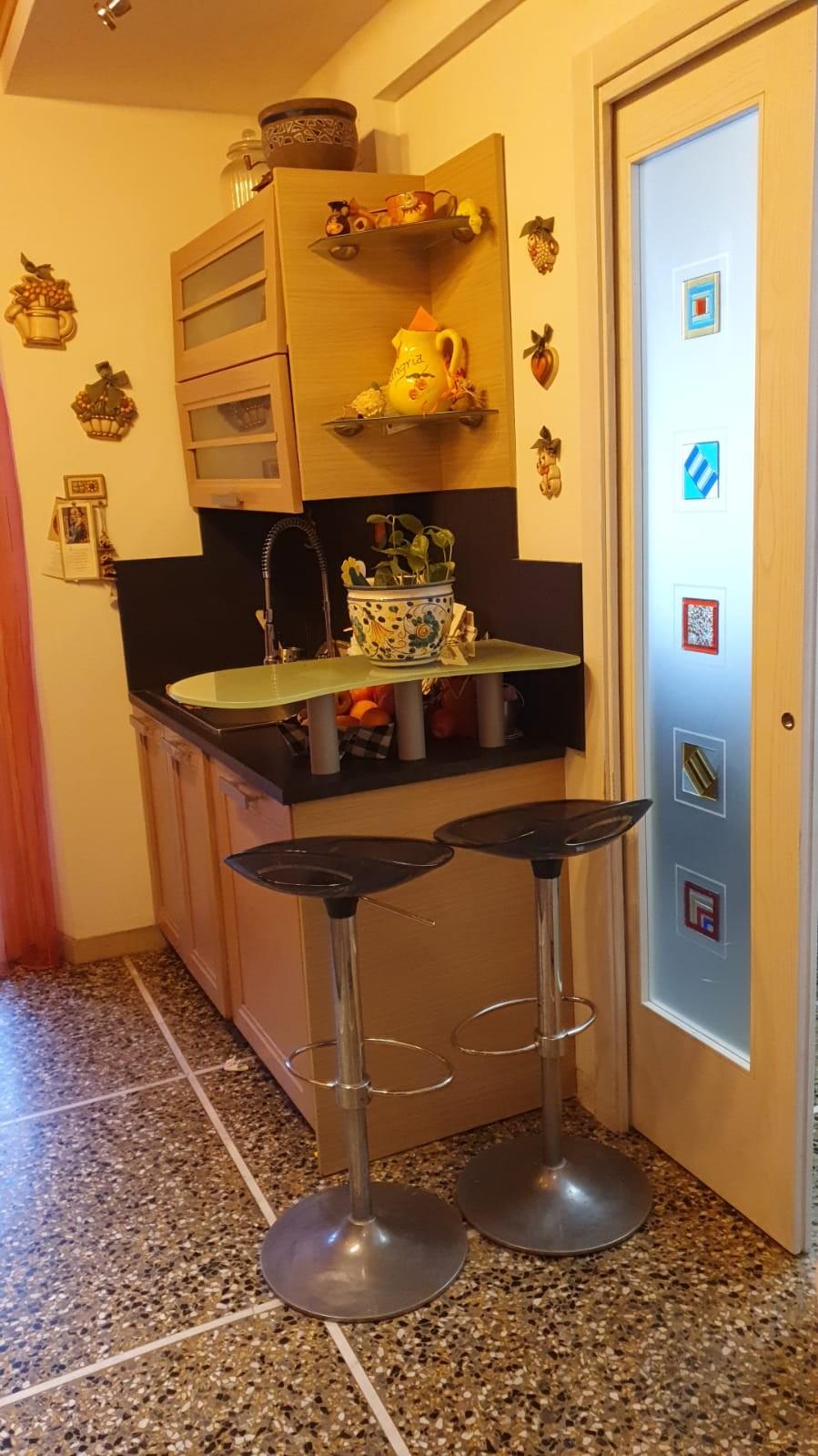 Immagine 9 di Appartamento in vendita  a Livorno