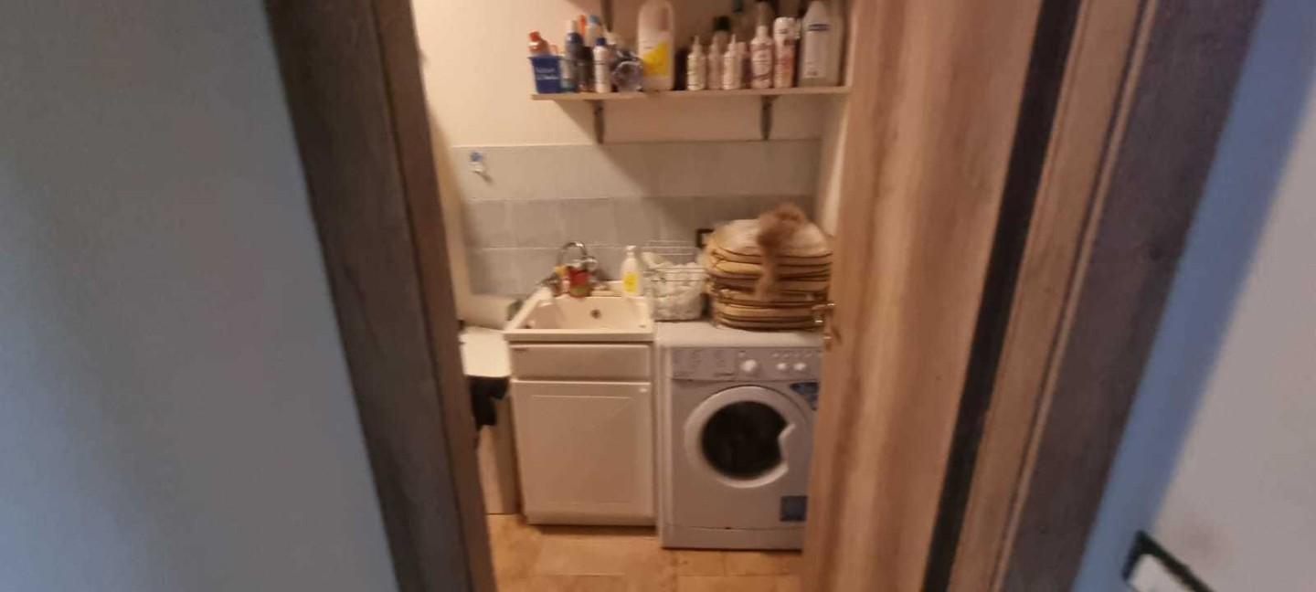 Immagine 6 di Villa in vendita  a Carrara