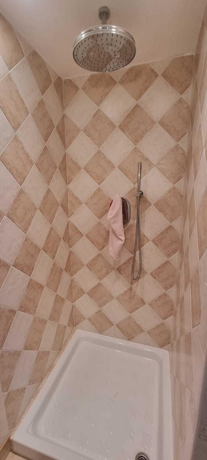 Immagine 29 di Villa in vendita  a Carrara