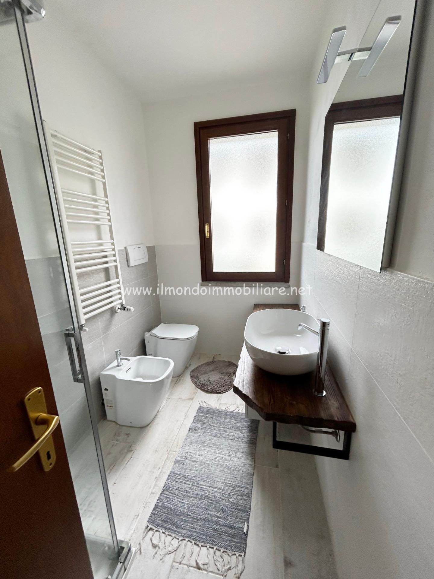 Immagine 11 di Appartamento in affitto  a Rosignano Marittimo