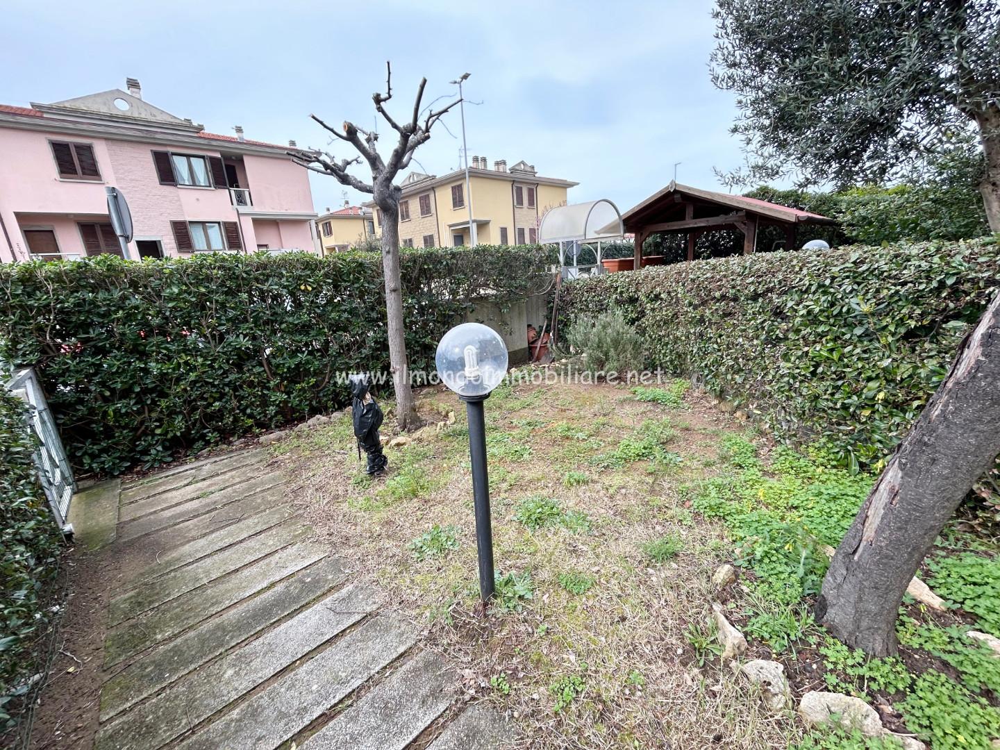 Immagine 18 di Appartamento in affitto  a Rosignano Marittimo