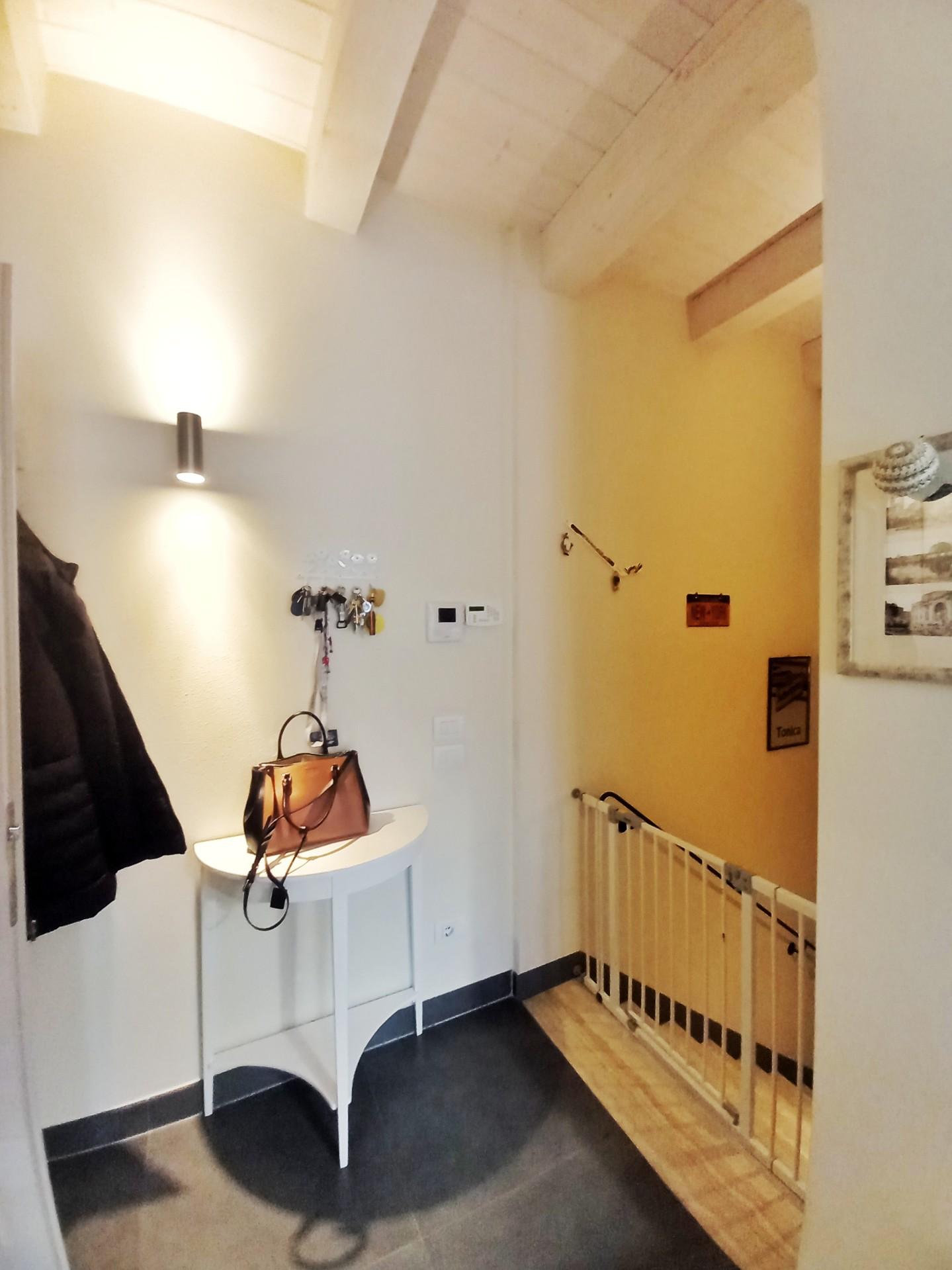 Immagine 10 di Appartamento in vendita  a Castelfiorentino