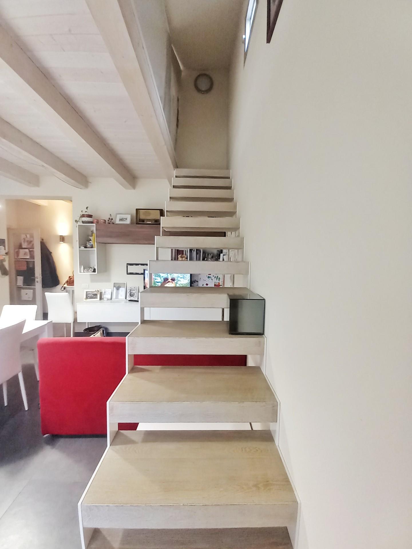 Immagine 7 di Appartamento in vendita  a Castelfiorentino