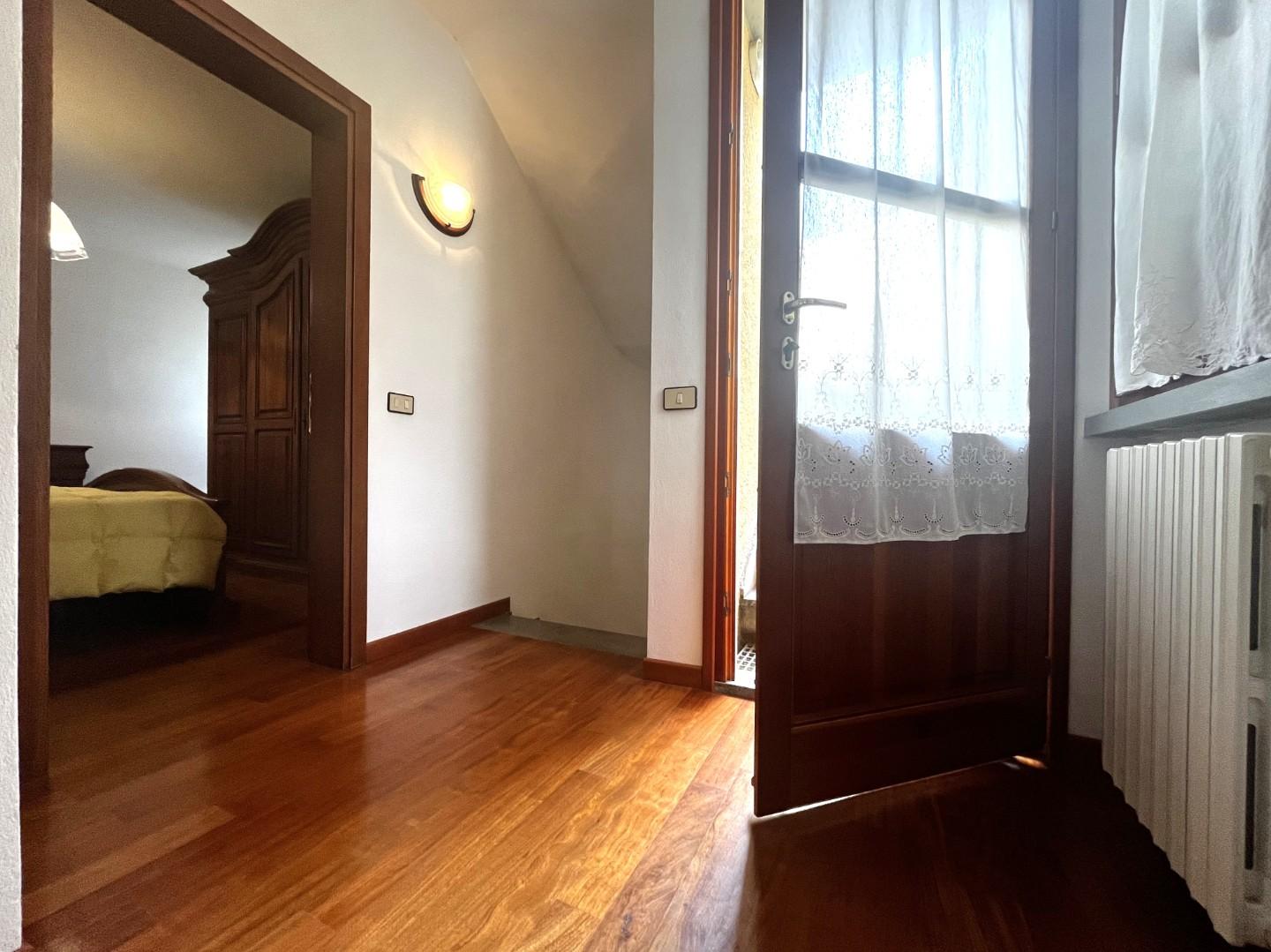 Immagine 26 di Casa bifamiliare in vendita  a Rosignano Marittimo