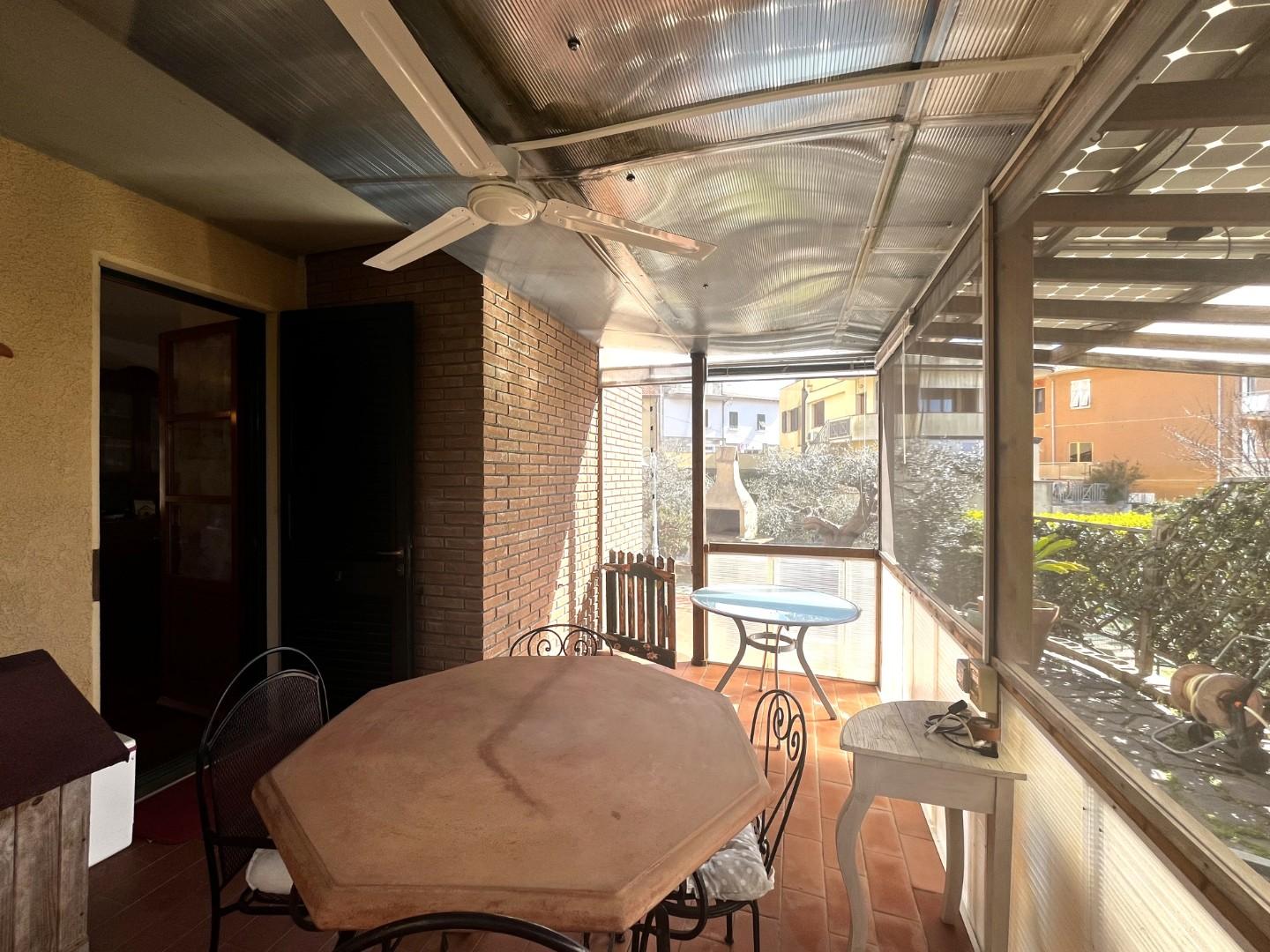 Immagine 16 di Casa bifamiliare in vendita  a Rosignano Marittimo