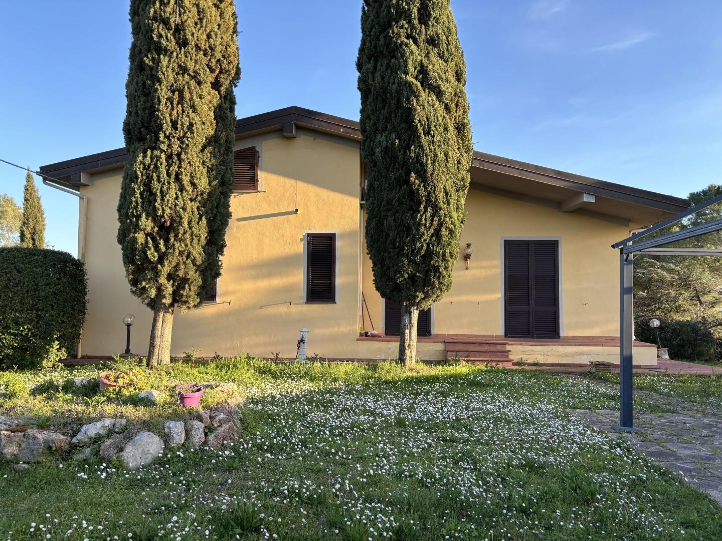 Immagine 34 di Villa in vendita  a Montespertoli