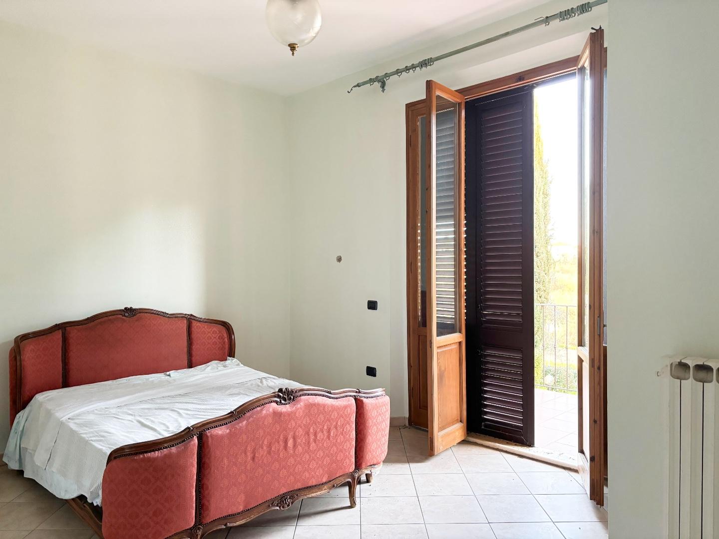 Immagine 18 di Villa in vendita  a Montespertoli