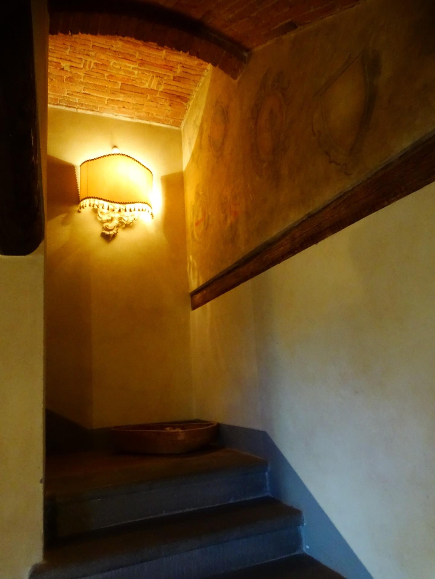 Immagine 21 di Villa in vendita  a San Miniato