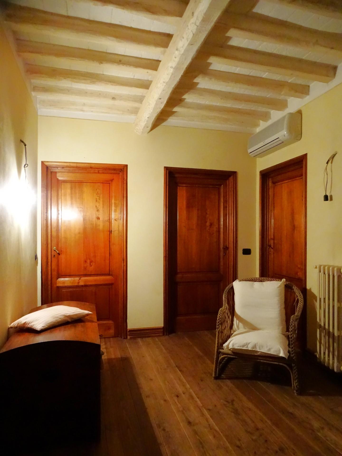 Immagine 23 di Villa in vendita  a San Miniato