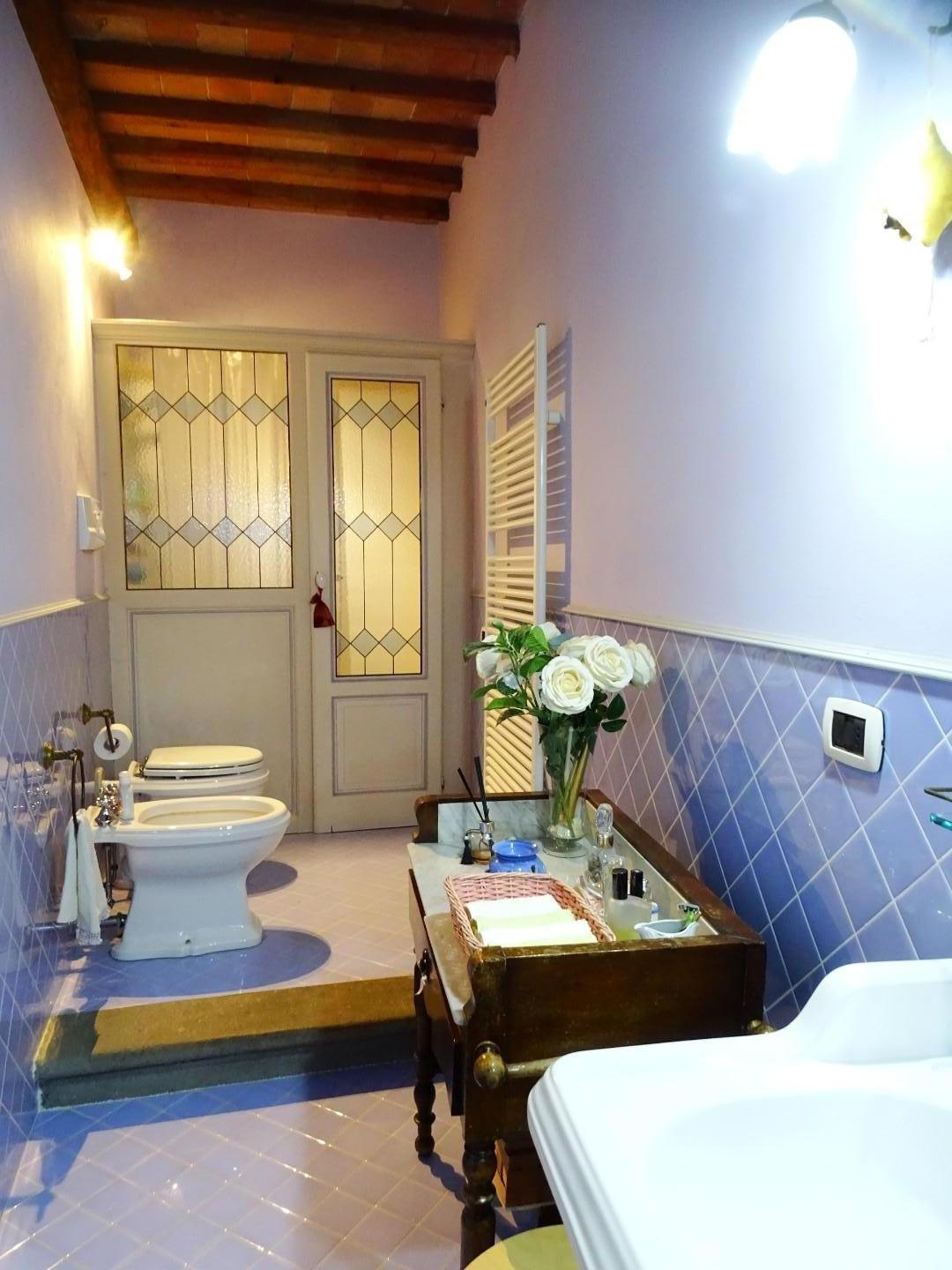 Immagine 50 di Villa in vendita  a San Miniato