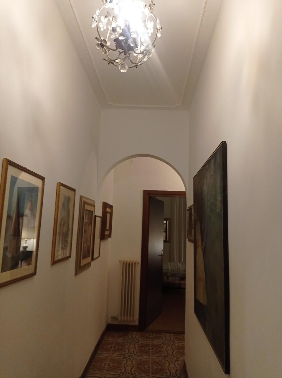 Immagine 4 di Appartamento in vendita  a Pisa