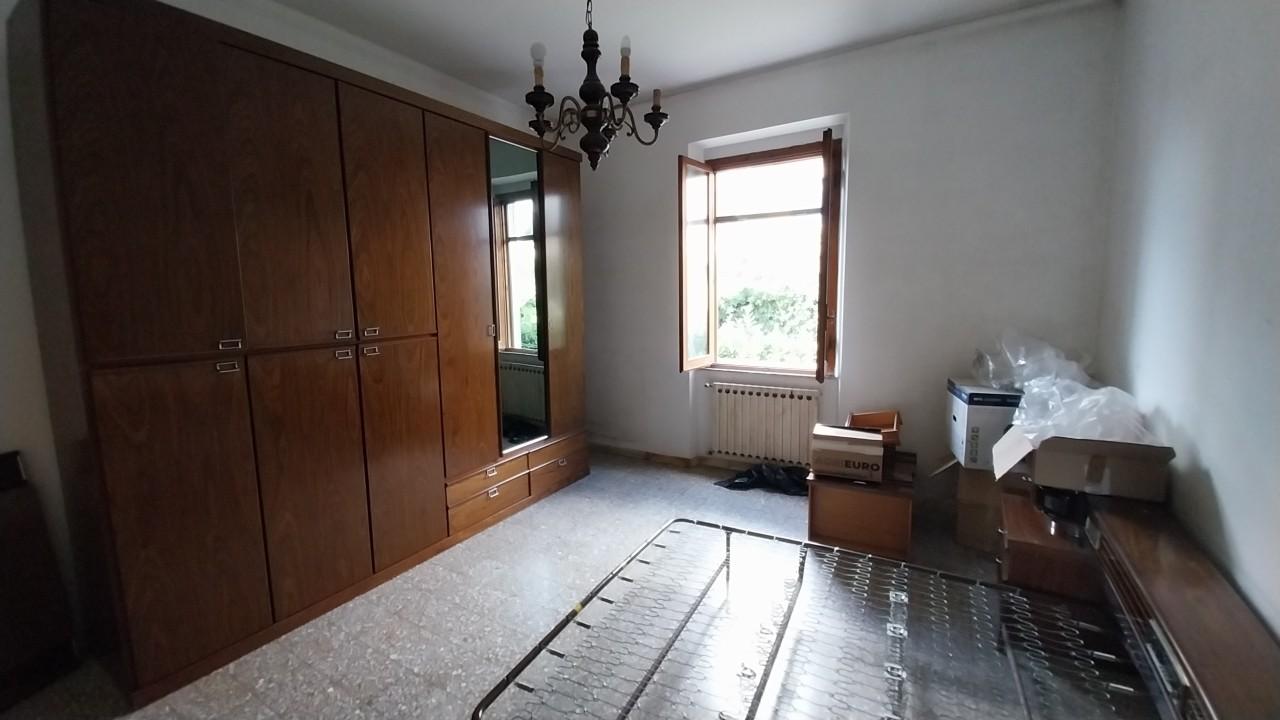 Immagine 28 di Appartamento in vendita  a Ameglia