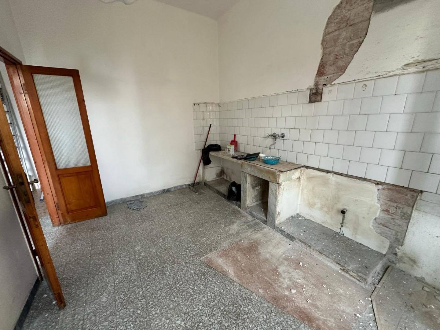 Immagine 44 di Appartamento in vendita  a Ameglia