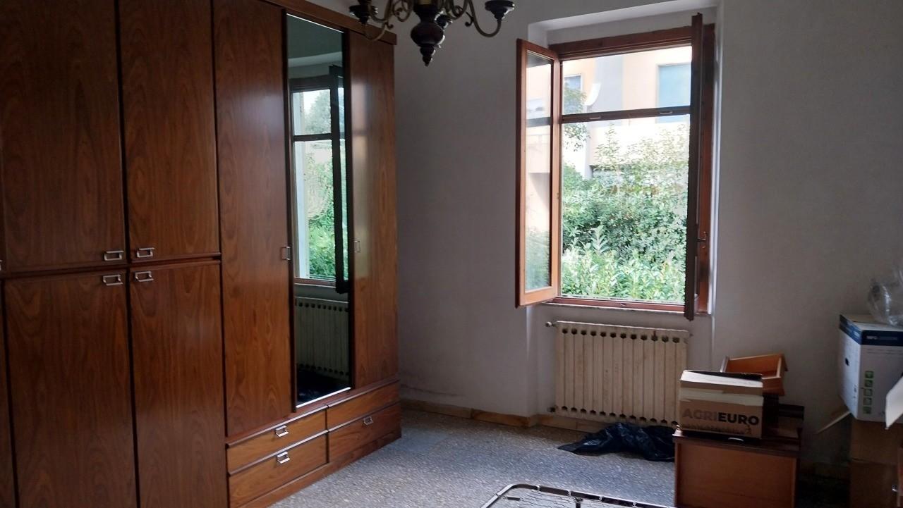 Immagine 4 di Appartamento in vendita  a Ameglia