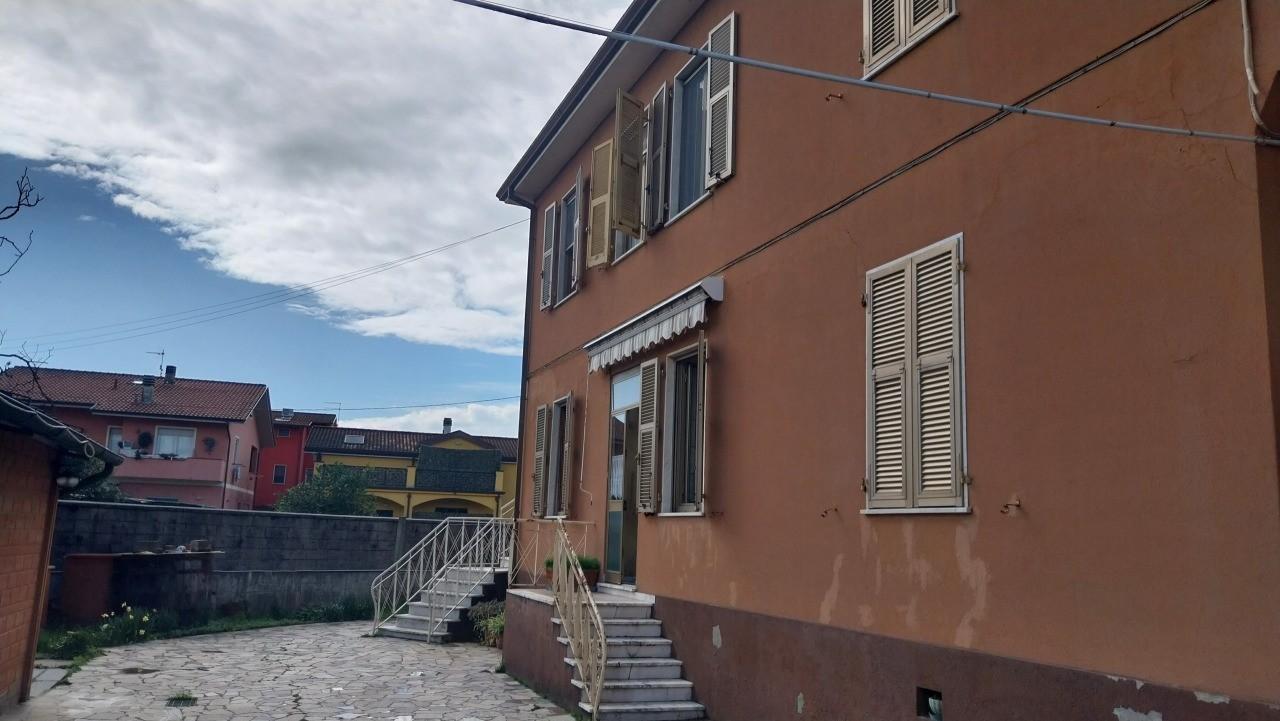 Immagine 36 di Appartamento in vendita  a Ameglia