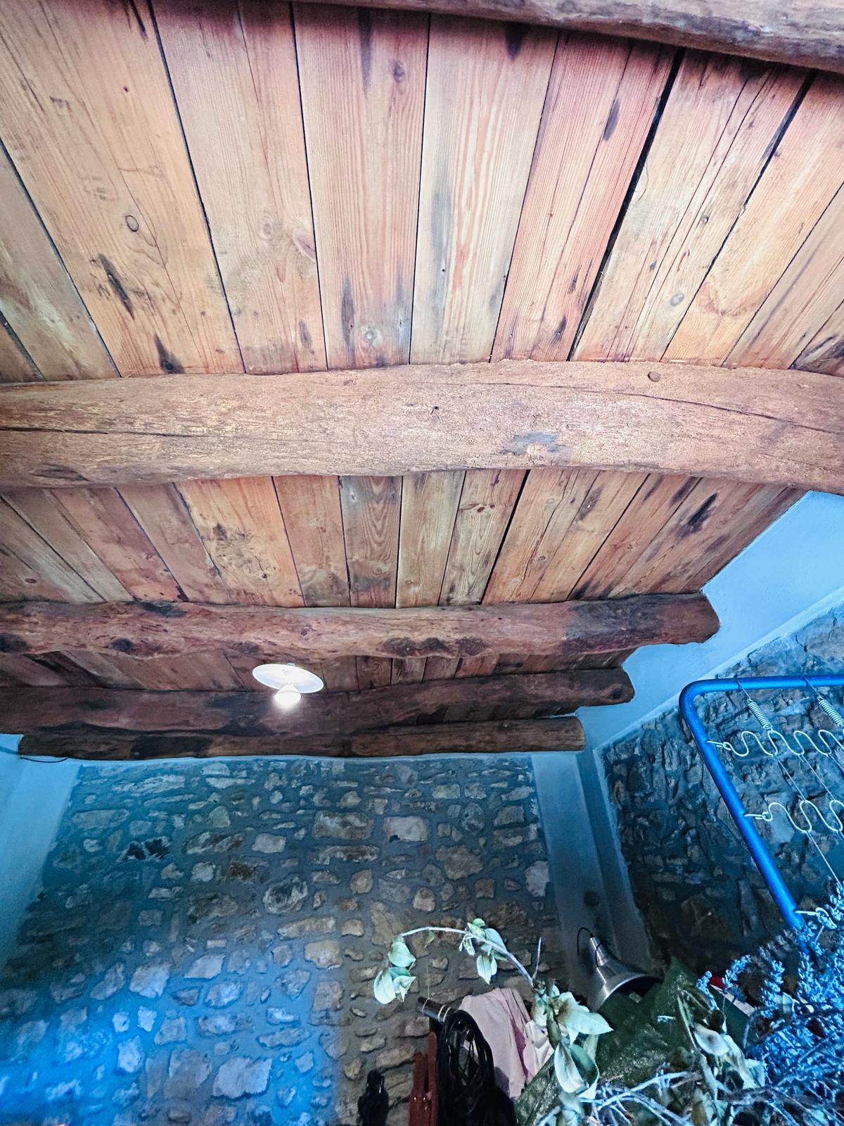 Immagine 17 di Casa colonica in vendita  a Tresana