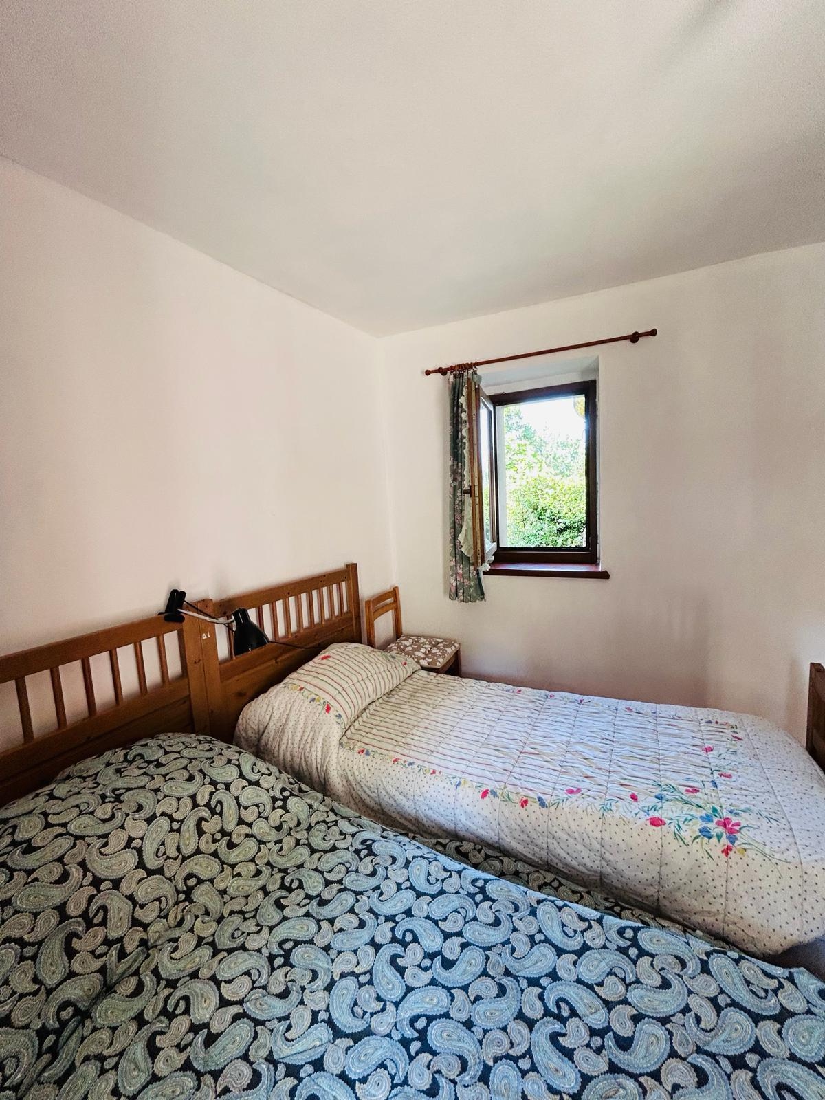 Immagine 20 di Casa colonica in vendita  a Tresana