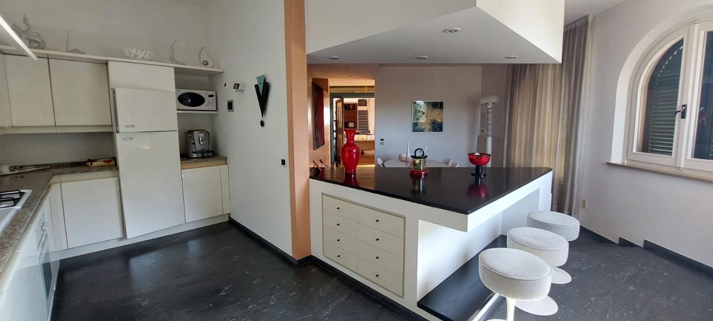 Immagine 16 di Villa in vendita  a Cerreto Guidi