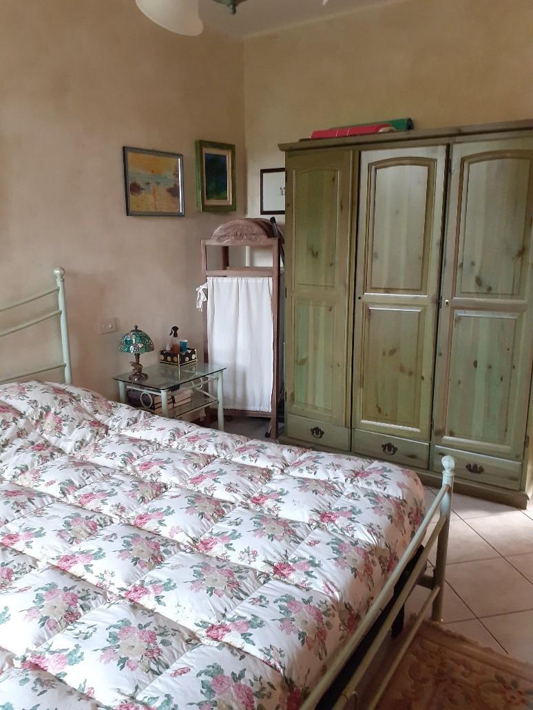 Immagine 17 di Appartamento in vendita  a Massa