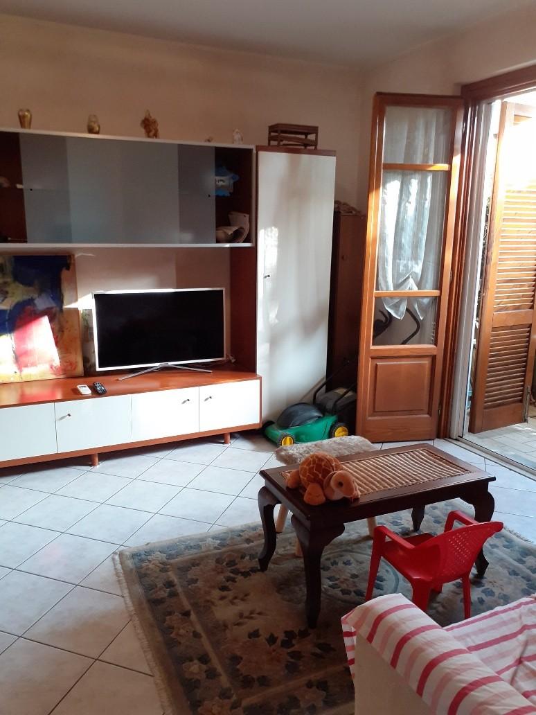 Immagine 20 di Appartamento in vendita  a Massa