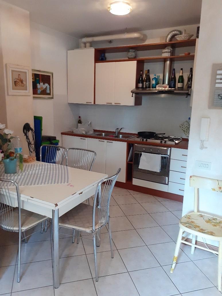 Immagine 13 di Appartamento in vendita  a Massa