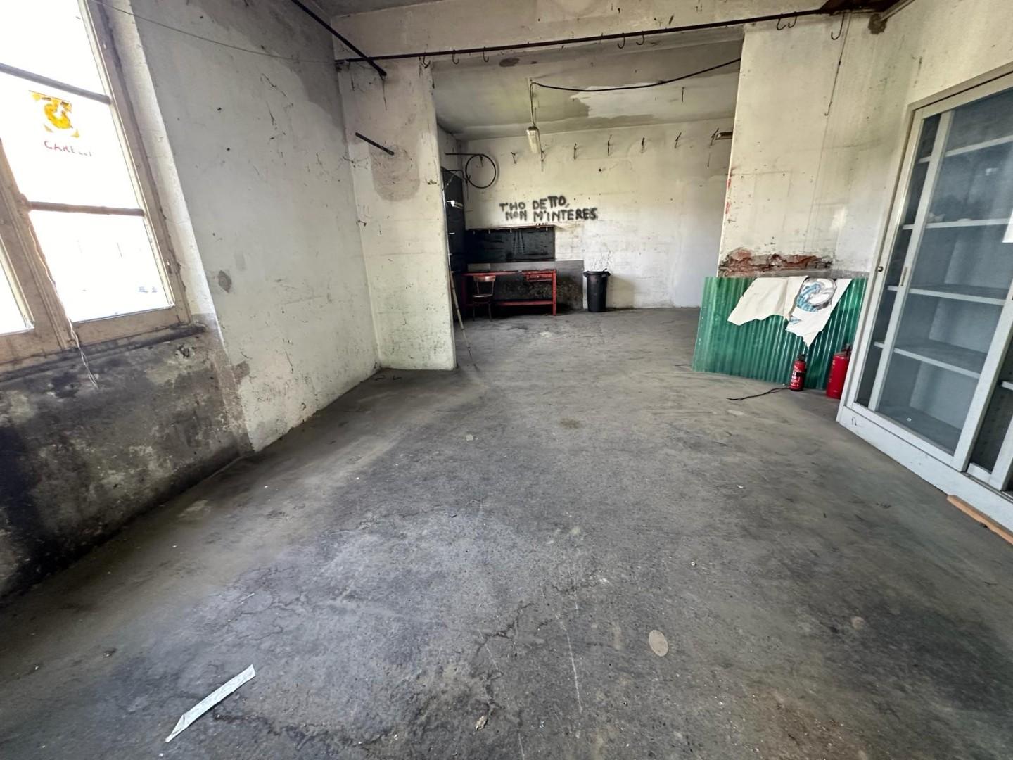 Immagine 28 di Appartamento in vendita  a Sarzana