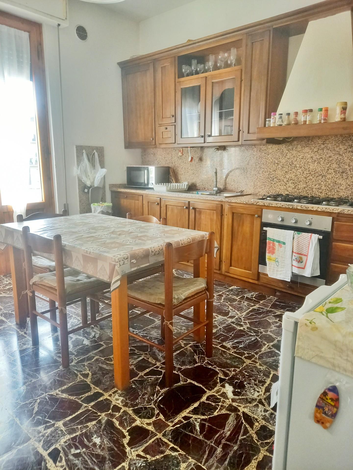 Immagine 2 di Appartamento in vendita  a Castelfiorentino