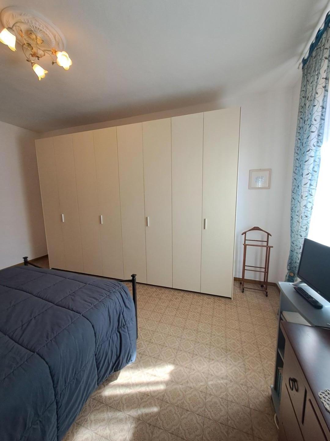 Immagine 21 di Appartamento in vendita  a Livorno