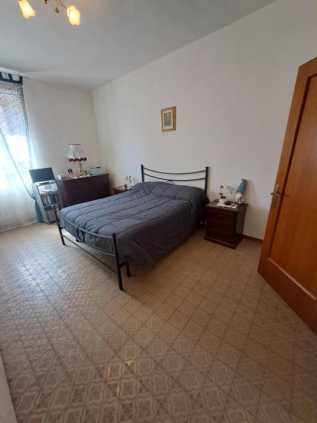 Immagine 19 di Appartamento in vendita  a Livorno