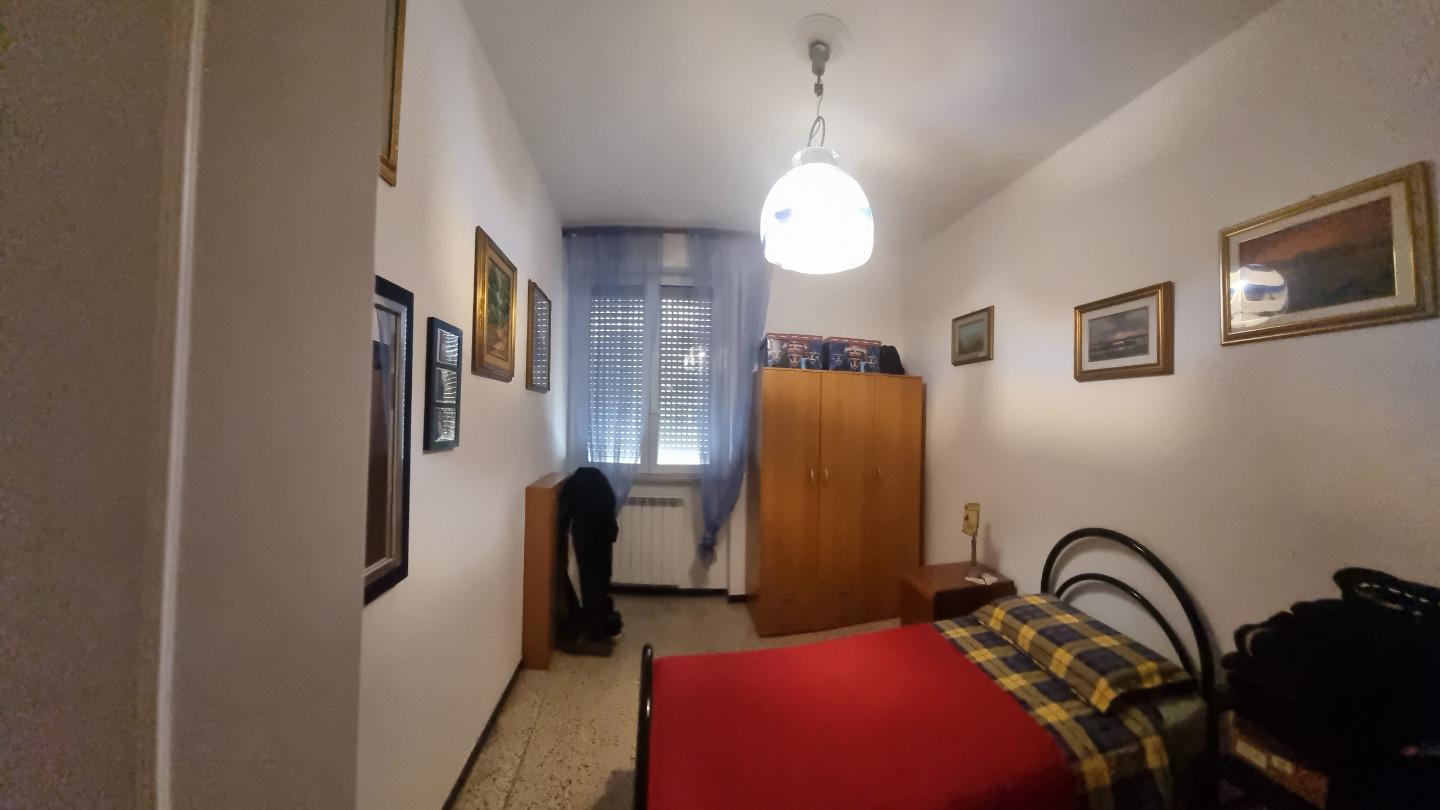 Immagine 16 di Appartamento in vendita  a Livorno