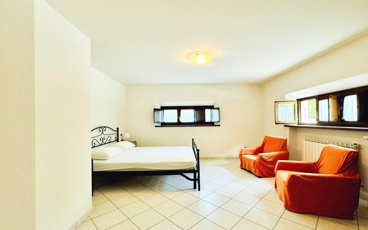 Immagine 60 di Villa in vendita  a Pietrasanta