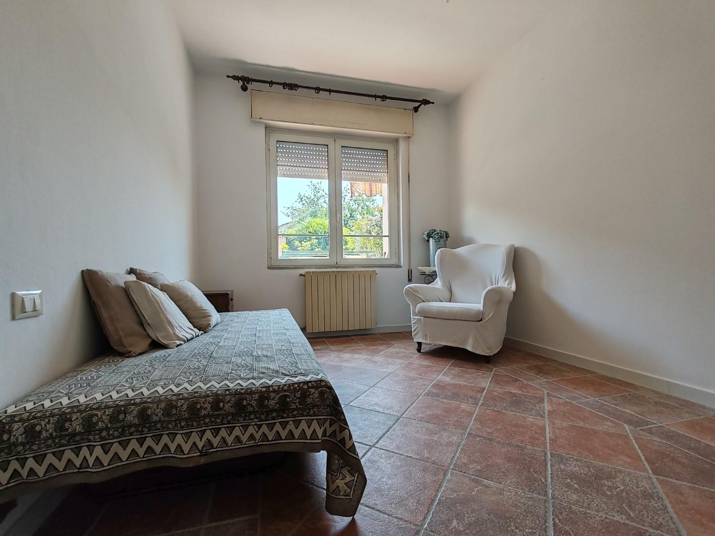 Immagine 23 di Appartamento in vendita  a Massa