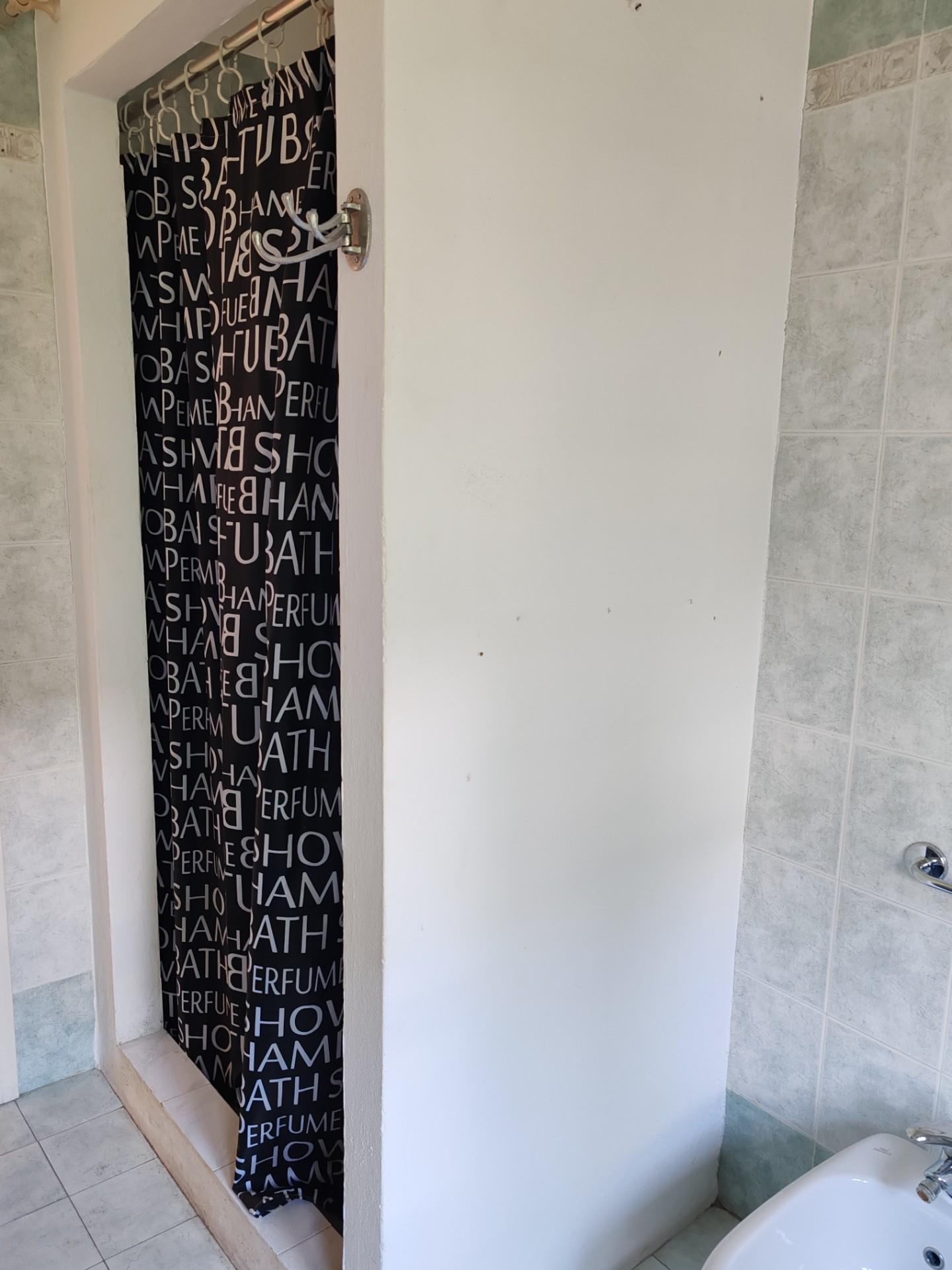 Immagine 15 di Appartamento in vendita  a Massa