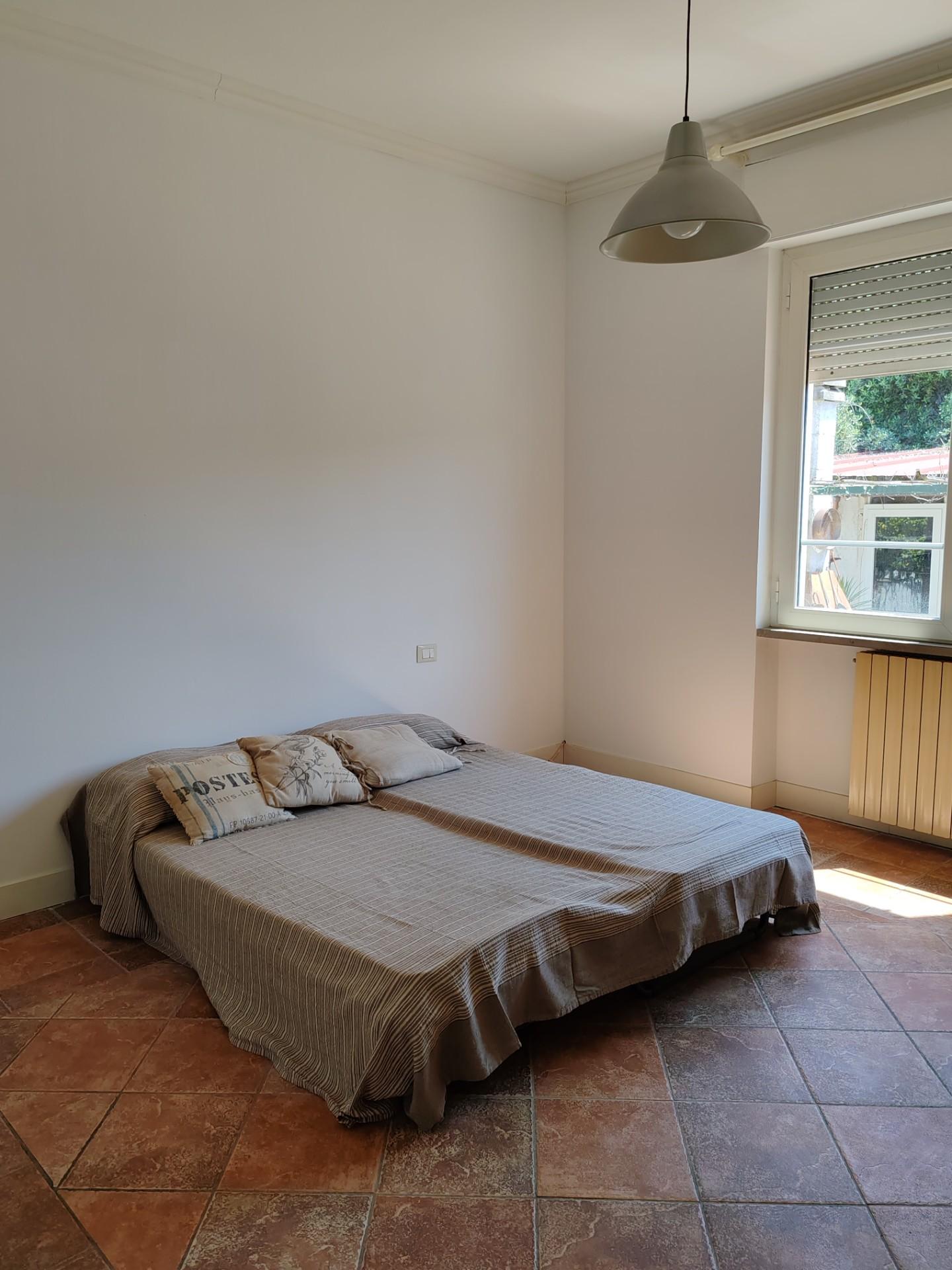 Immagine 12 di Appartamento in vendita  a Massa