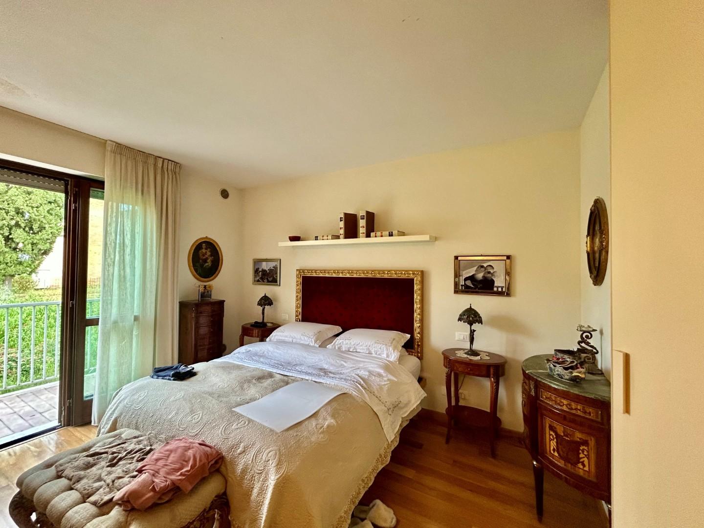 Immagine 16 di Appartamento in vendita  a Sovicille