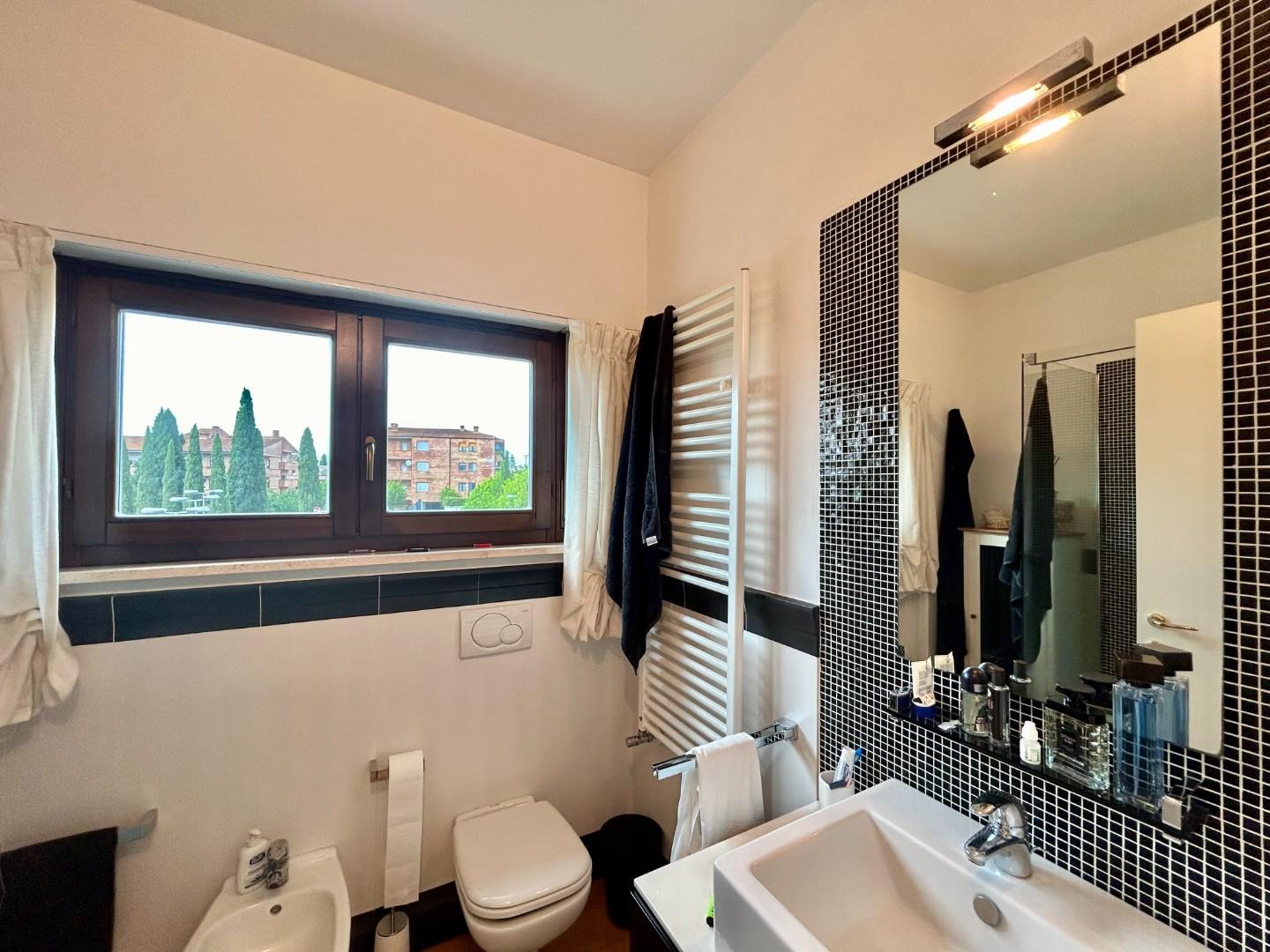 Immagine 10 di Appartamento in vendita  a Sovicille