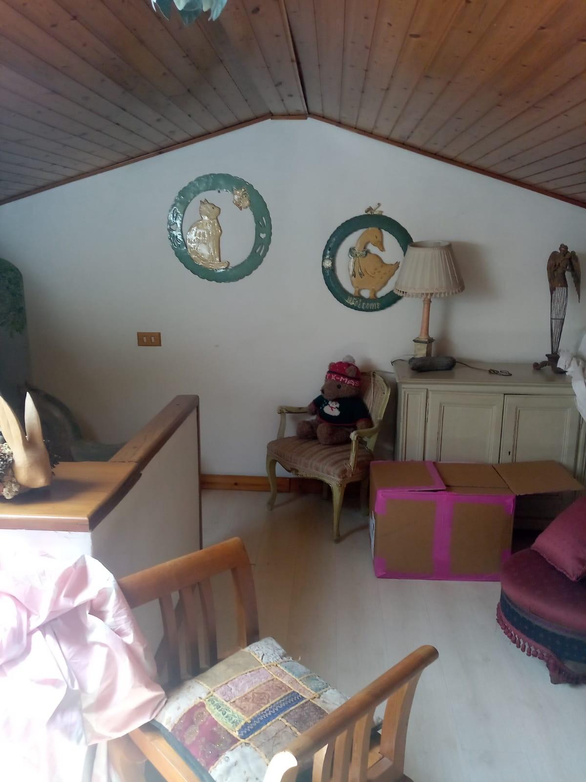 Immagine 19 di Villetta a schiera in vendita  a Carrara