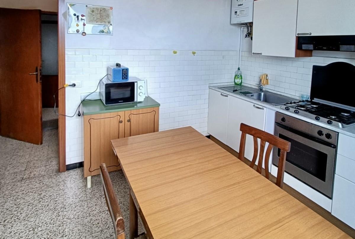 Immagine 7 di Appartamento in vendita  a Siena