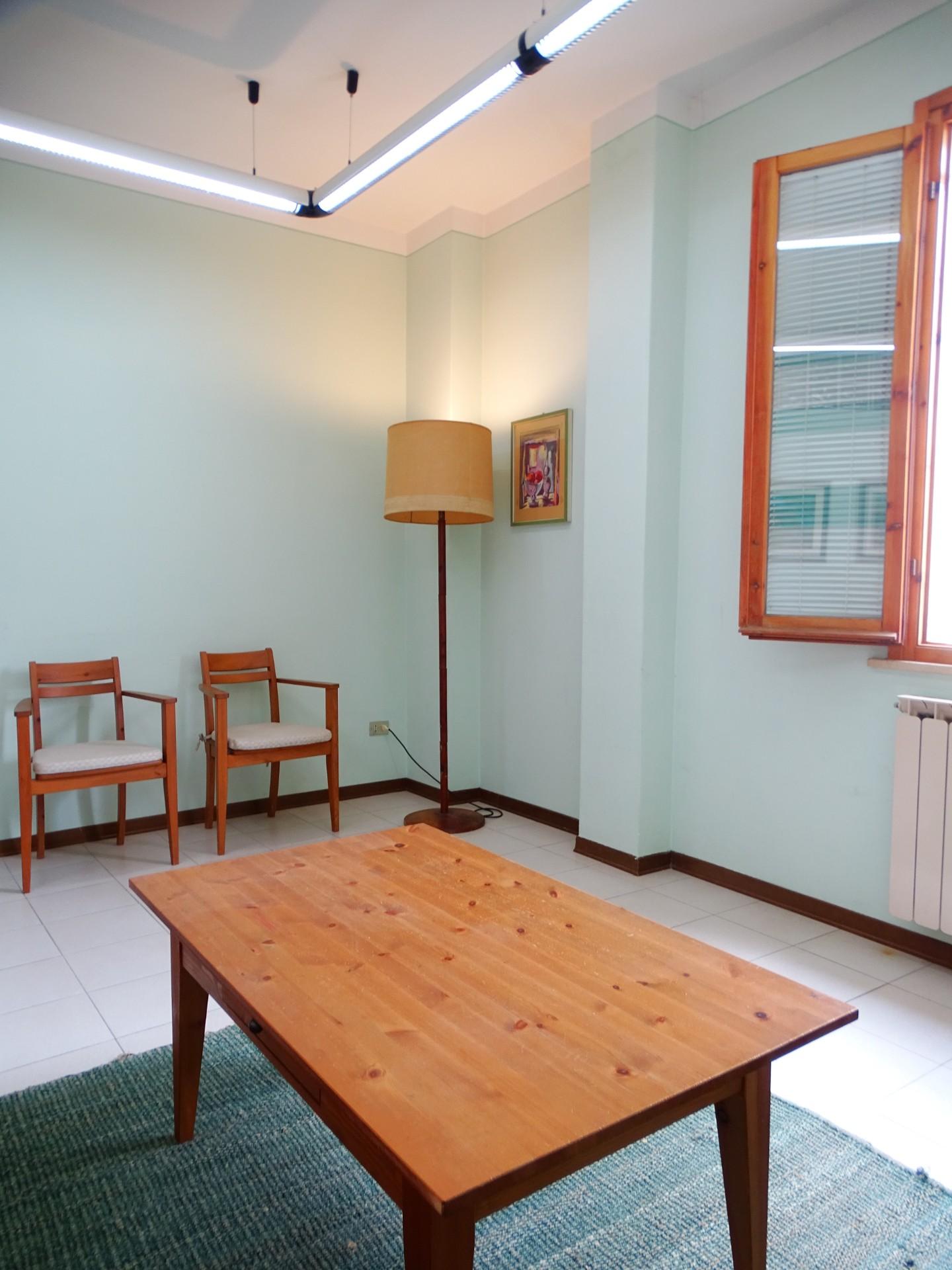 Immagine 10 di Ufficio in vendita  a San Miniato