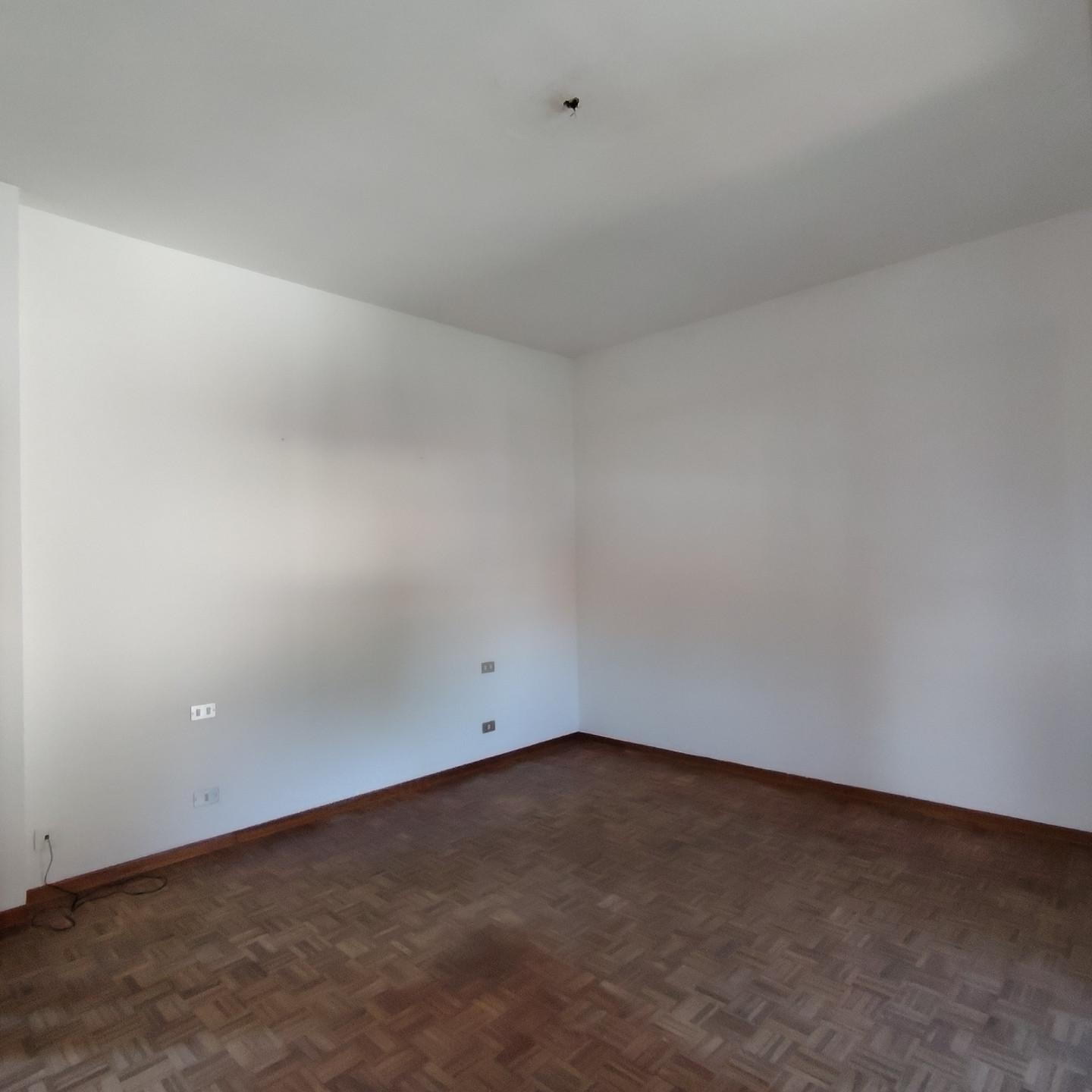 Immagine 12 di Casa trifamiliare in vendita  a Carrara