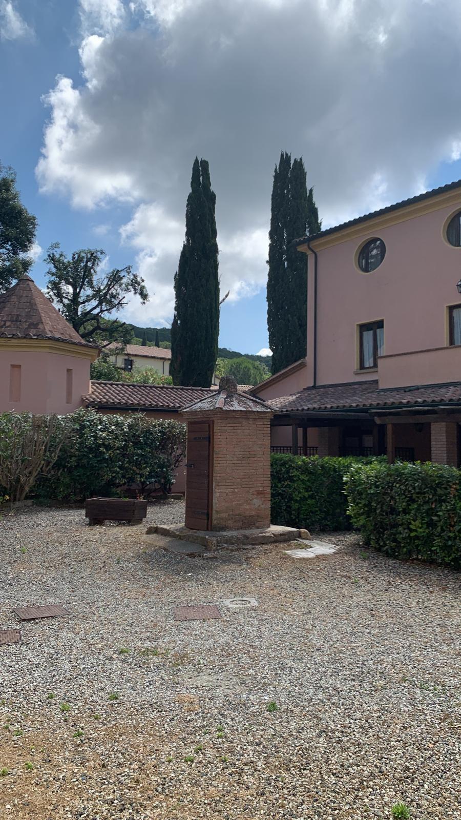 Immagine 3 di Albergo/B&B/Residence in vendita  a Riparbella